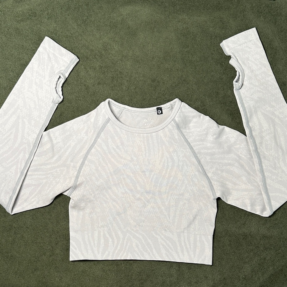 AYBL Activewear White/Silver Zebra Print Long-Sleeve Compression Crop Top
